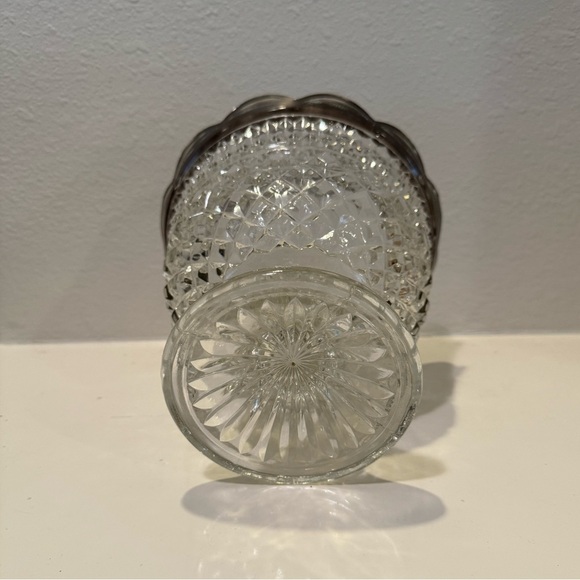 Vintage Anchor Hocking Wexford Pedestal Cut Crystal Bowl w/ Sterling Silver Rim - Picture 10 of 13